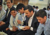 گزارش تصویری// ضیافت افطار رئیس جمهور با حضور جمعی از ایتام سراسر کشور