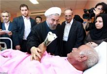 عیادت رئیس‌جمهور از مصدومان زلزله دشتستان/ هدیه روحانی به مصدوم ۴ساله زلزله دشتستان