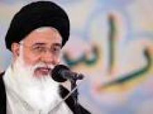 مسئولان بداخلاقی را کنار بگذارند و به فکر معیشت مردم باشند/ محبوبیت سران قوا به خاطر رهبری است
