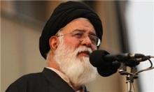 برخی جا پای رضاخان گذاشته‌اند / با ولنگاری در دانشگاه آزاد مخالفیم