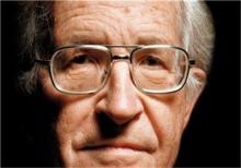 چامسکی: برنامه‌های جاسوسی دولت اوباما نقض وقیحانه قانون اساسی آمریکاست