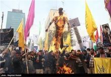 ریانووستی:ایرانی‌ها در ۱۳ آبان پرچم آمریکا را به آتش کشیدند