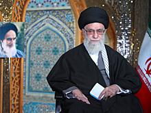 «سال حماسه‌ی سیاسی و حماسه‌ی اقتصادی»