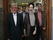 عارف و خاتمی در مراسم درگذشت یحیی طباطبایی